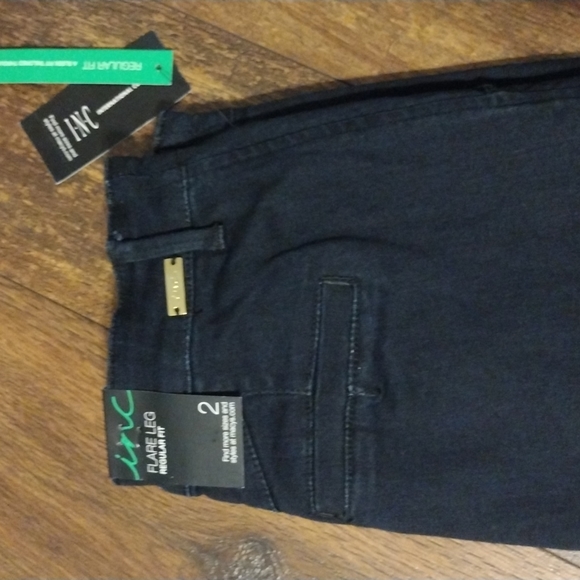 INC Flare Leg - Picture 3 of 4